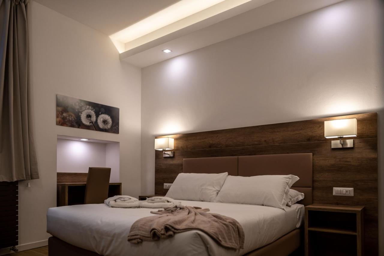 L Arche Comfort & Relax Brown Home Di Via Varesina Milano Exterior foto