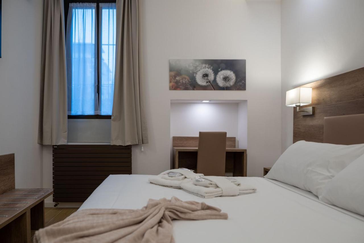 L Arche Comfort & Relax Brown Home Di Via Varesina Milano Exterior foto